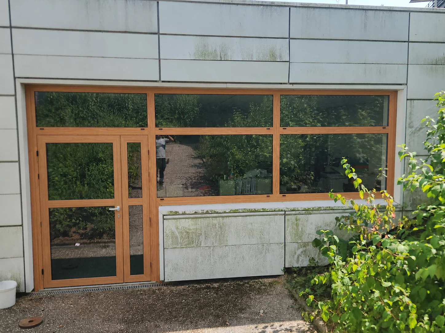 Ensemble aluminium ton bois à rupture de pont thermique, en remplacement d'une fenêtre bois détériorée, S2M en Île-de-France